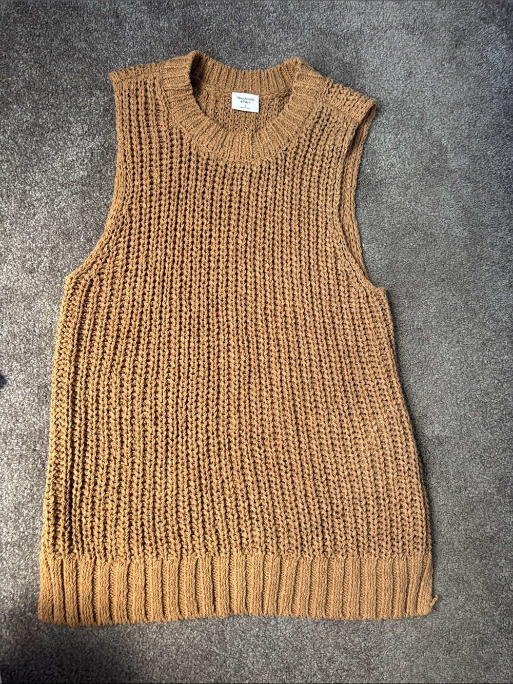 Abercrombie & Fitch Camel Ribbed Knit Crewneck Vest